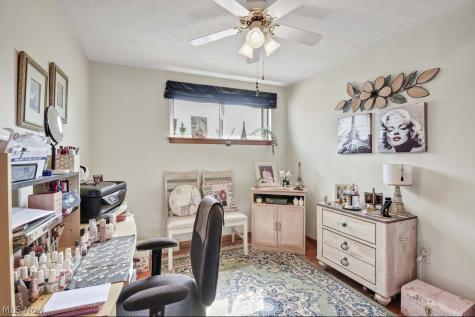 8702 Cambridge Drive Parma OH 44129