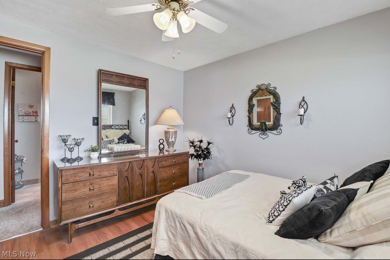 8702 Cambridge Drive Parma OH 44129