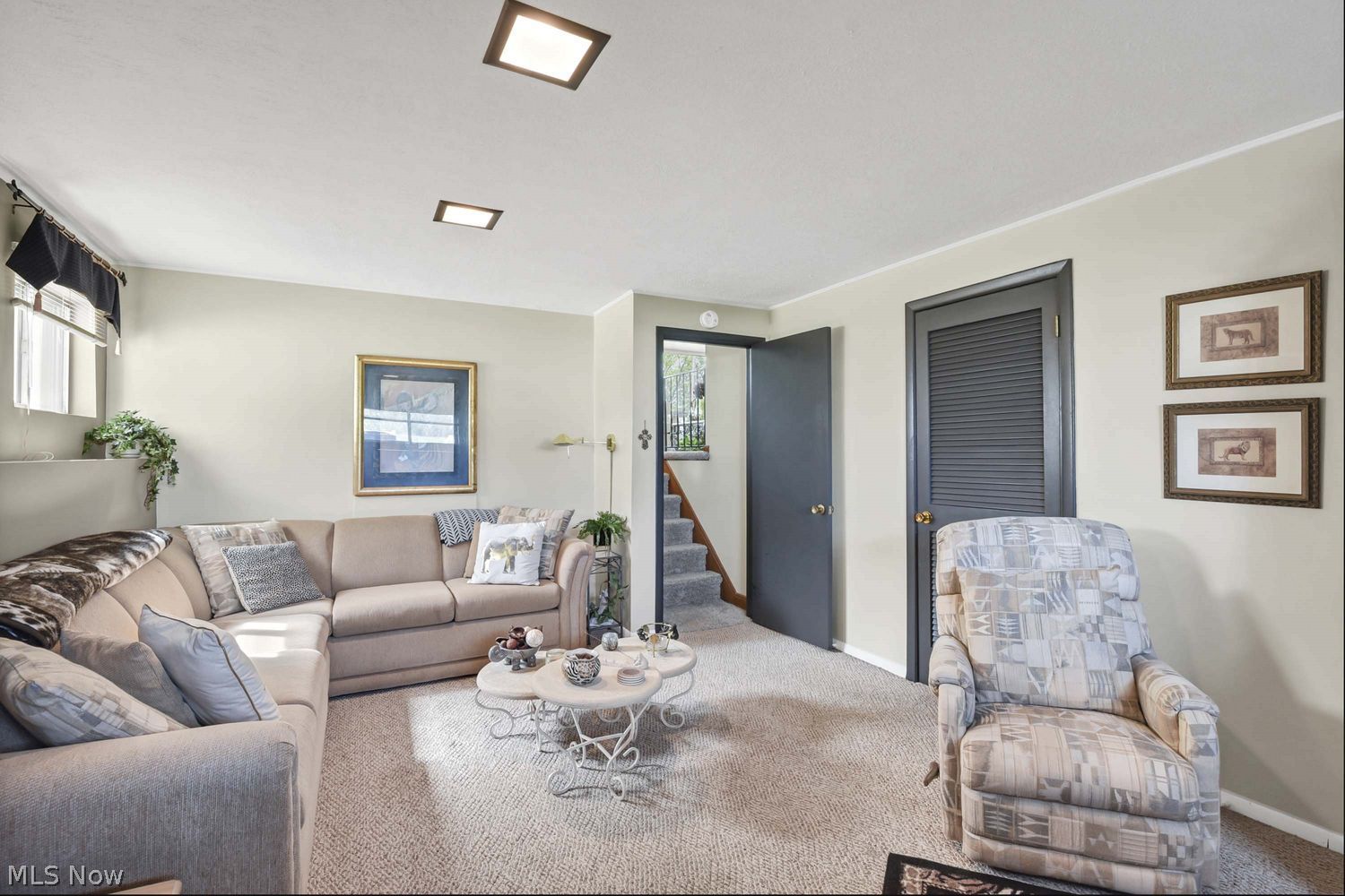 8702 Cambridge Drive Parma OH 44129