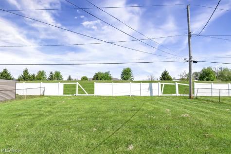 8702 Cambridge Drive Parma OH 44129