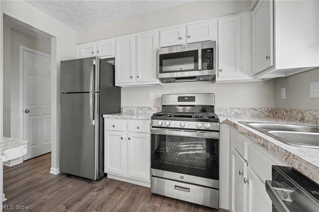 251 Caladonia Avenue Akron OH 44333