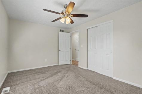 251 Caladonia Avenue Akron OH 44333