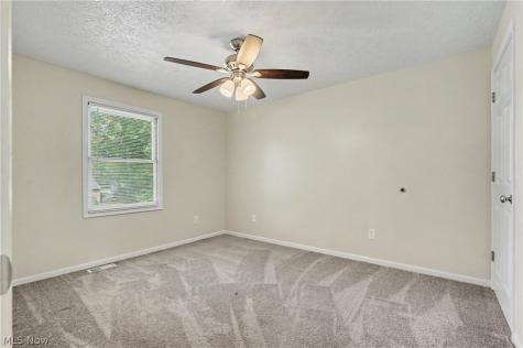 251 Caladonia Avenue Akron OH 44333