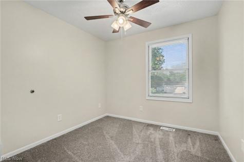 251 Caladonia Avenue Akron OH 44333