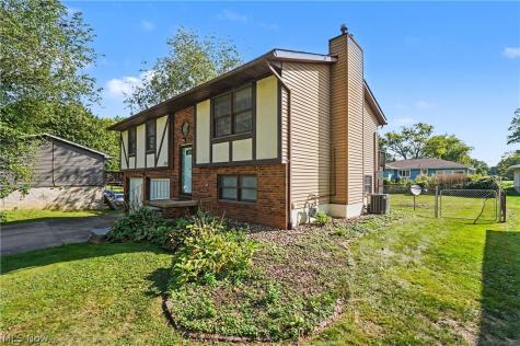 251 Caladonia Avenue Akron OH 44333
