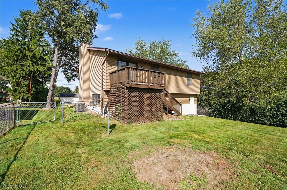 251 Caladonia Avenue Akron OH 44333