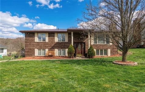 5326 Hillsboro Avenue SE Canton OH 44707