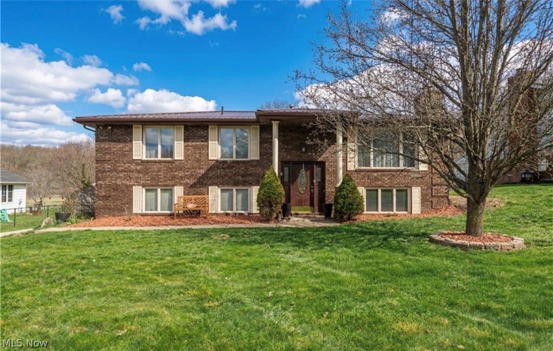 5326 Hillsboro Avenue SE Canton OH 44707