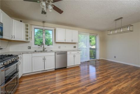 5326 Hillsboro Avenue SE Canton OH 44707