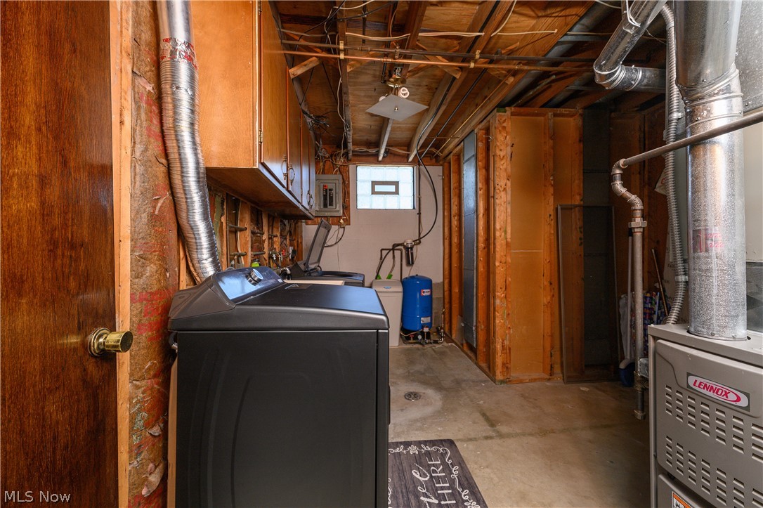 5326 Hillsboro Avenue SE Canton OH 44707