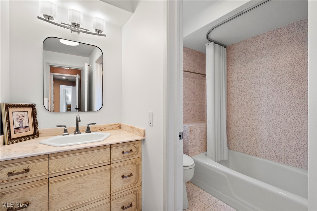 2503 Snowberry Lane Pepper Pike OH 44124