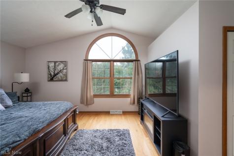 632 Bayberry Road Lorain OH 44053