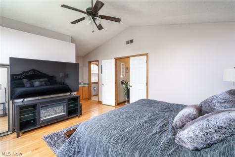 632 Bayberry Road Lorain OH 44053