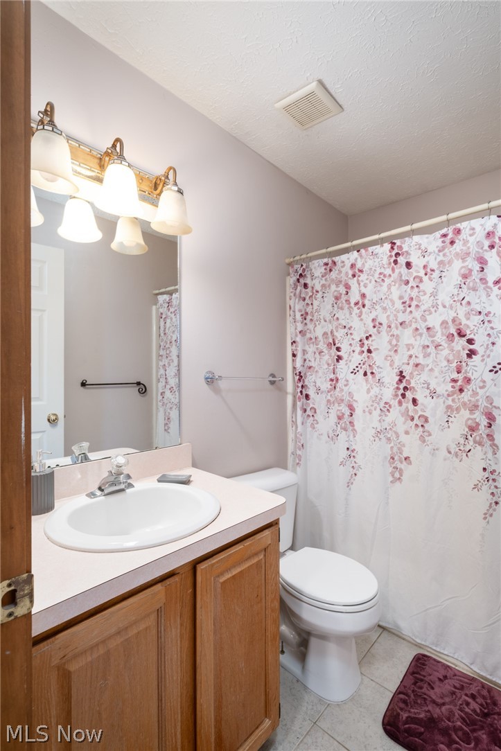 632 Bayberry Road Lorain OH 44053