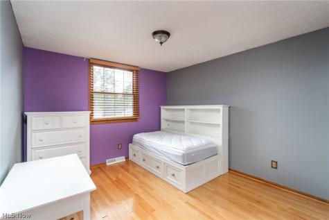 632 Bayberry Road Lorain OH 44053