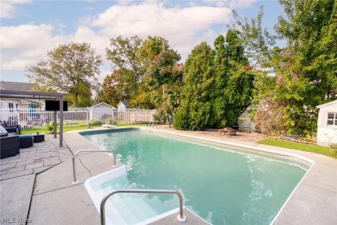 632 Bayberry Road Lorain OH 44053