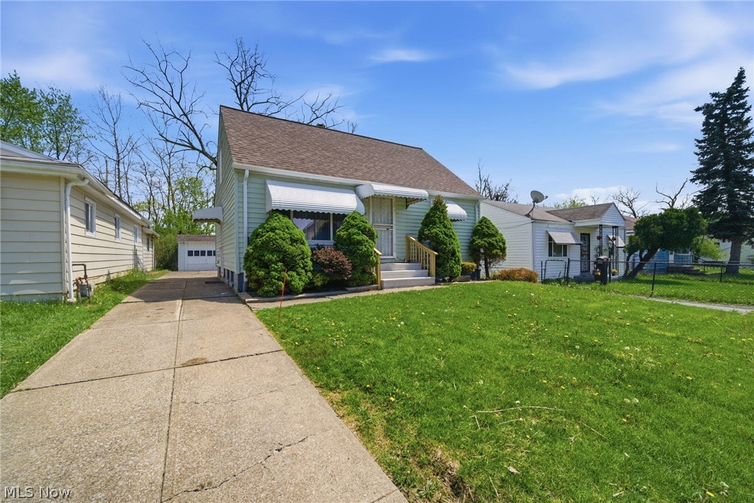 4437 E 158th Street Cleveland OH 44128