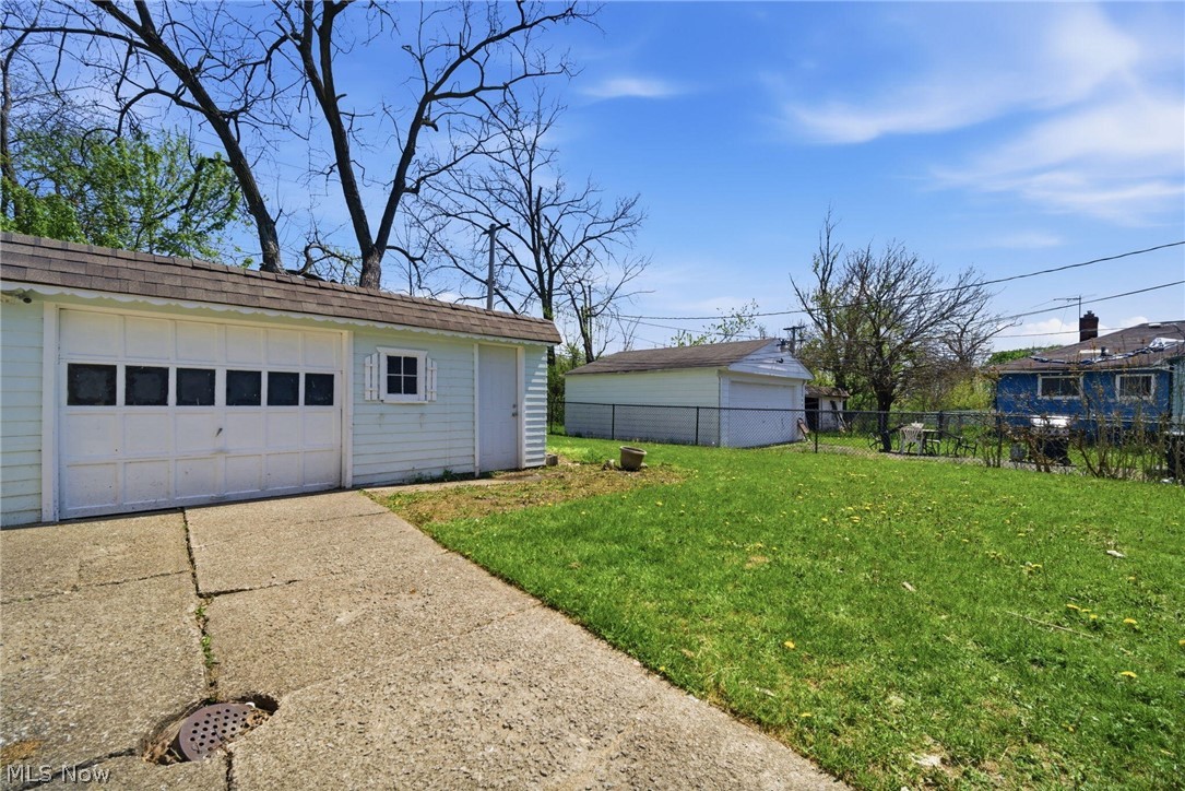 4437 E 158th Street Cleveland OH 44128