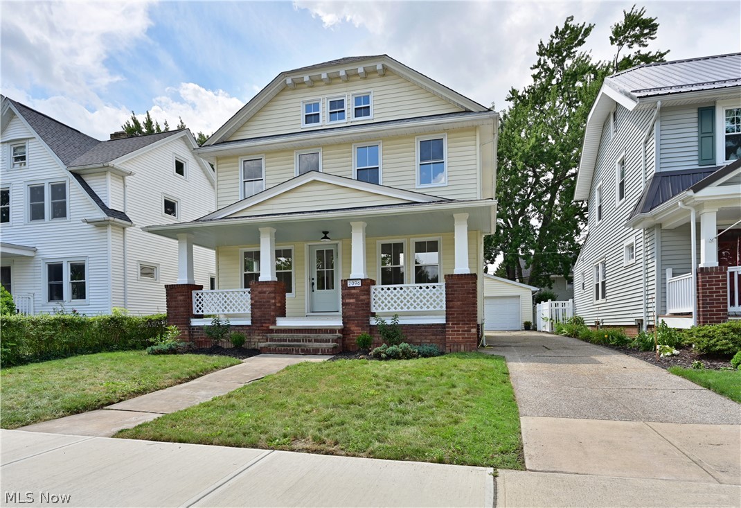 2096 Reveley Avenue Lakewood OH 44107