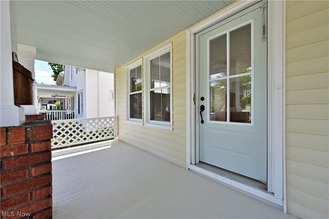 2096 Reveley Avenue Lakewood OH 44107