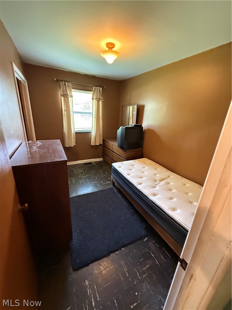 19006 Melville Road Cleveland OH 44110