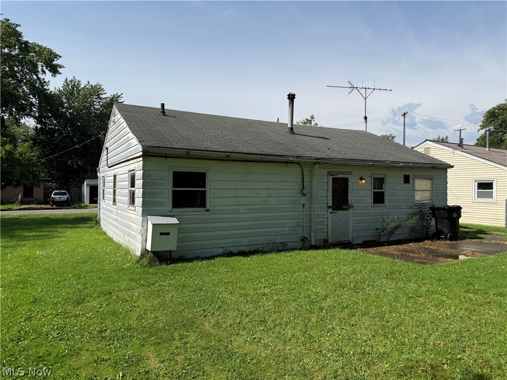 19006 Melville Road Cleveland OH 44110