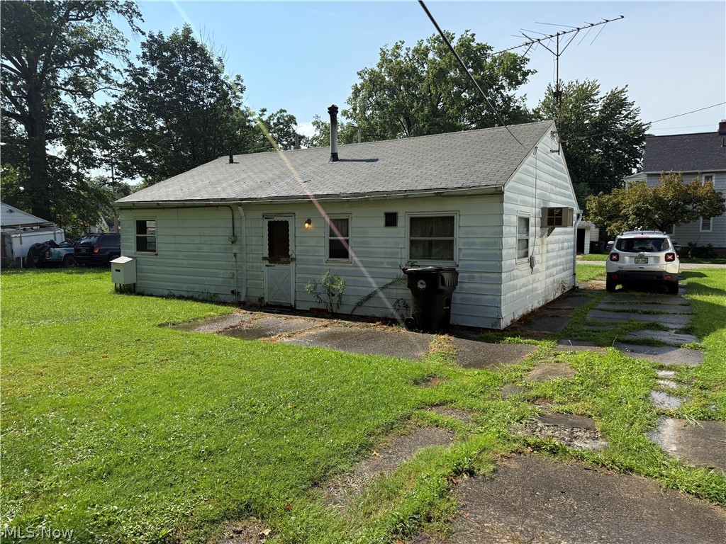 19006 Melville Road Cleveland OH 44110