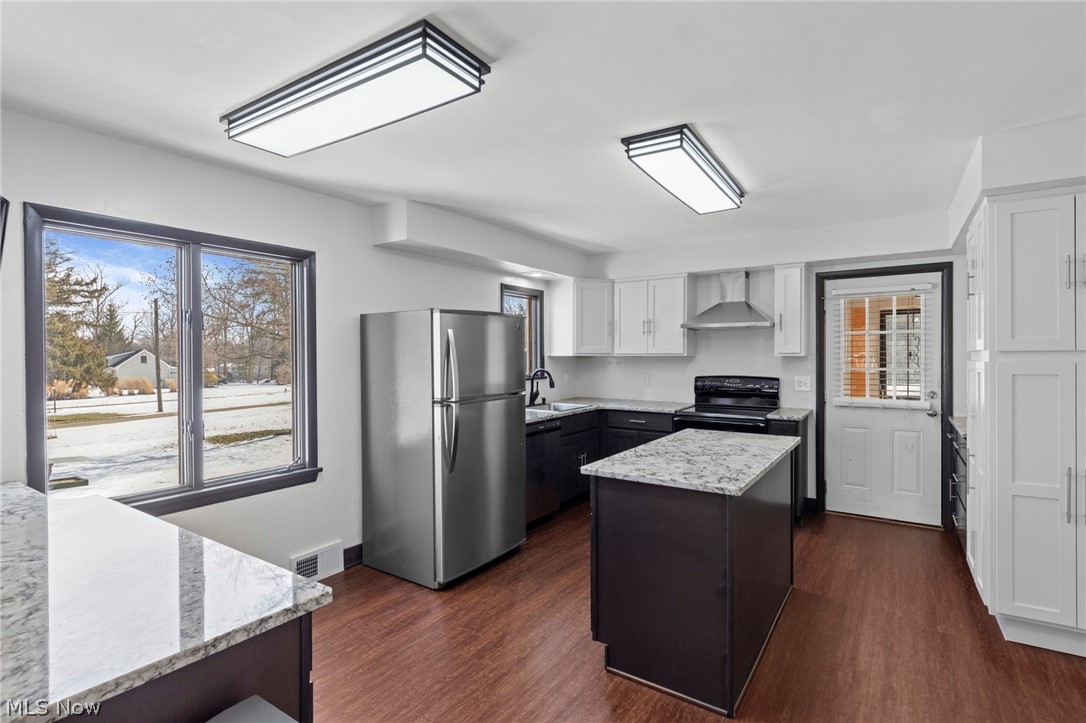 6312 E Pleasant Valley Road Independence OH 44131