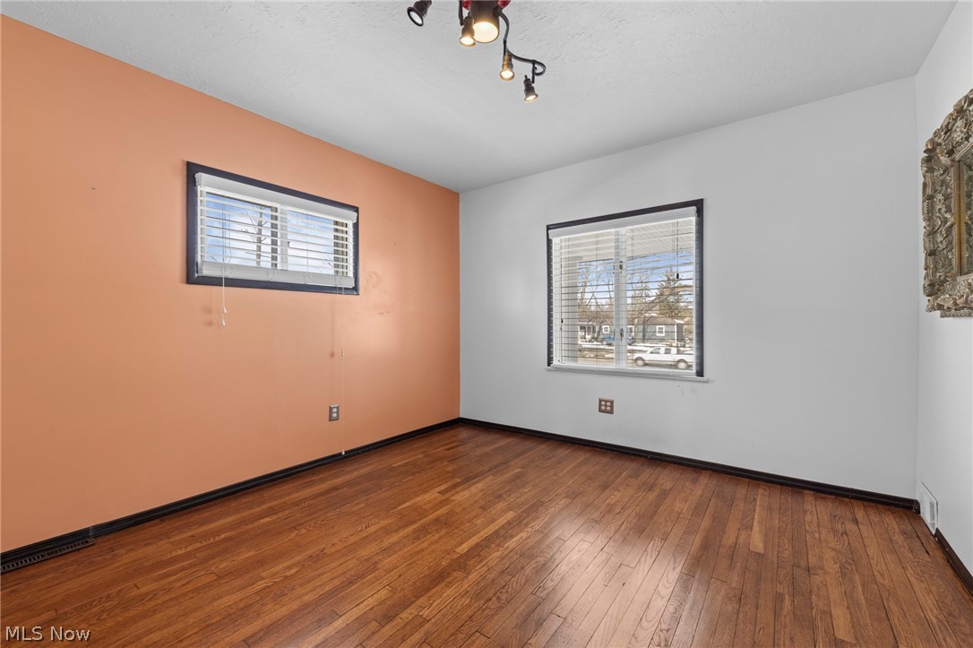 6312 E Pleasant Valley Road Independence OH 44131