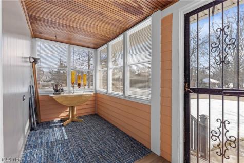 6312 E Pleasant Valley Road Independence OH 44131