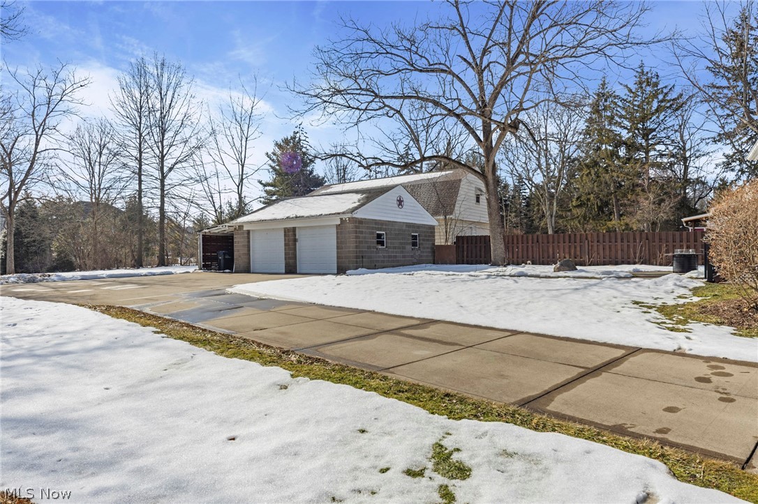 6312 E Pleasant Valley Road Independence OH 44131