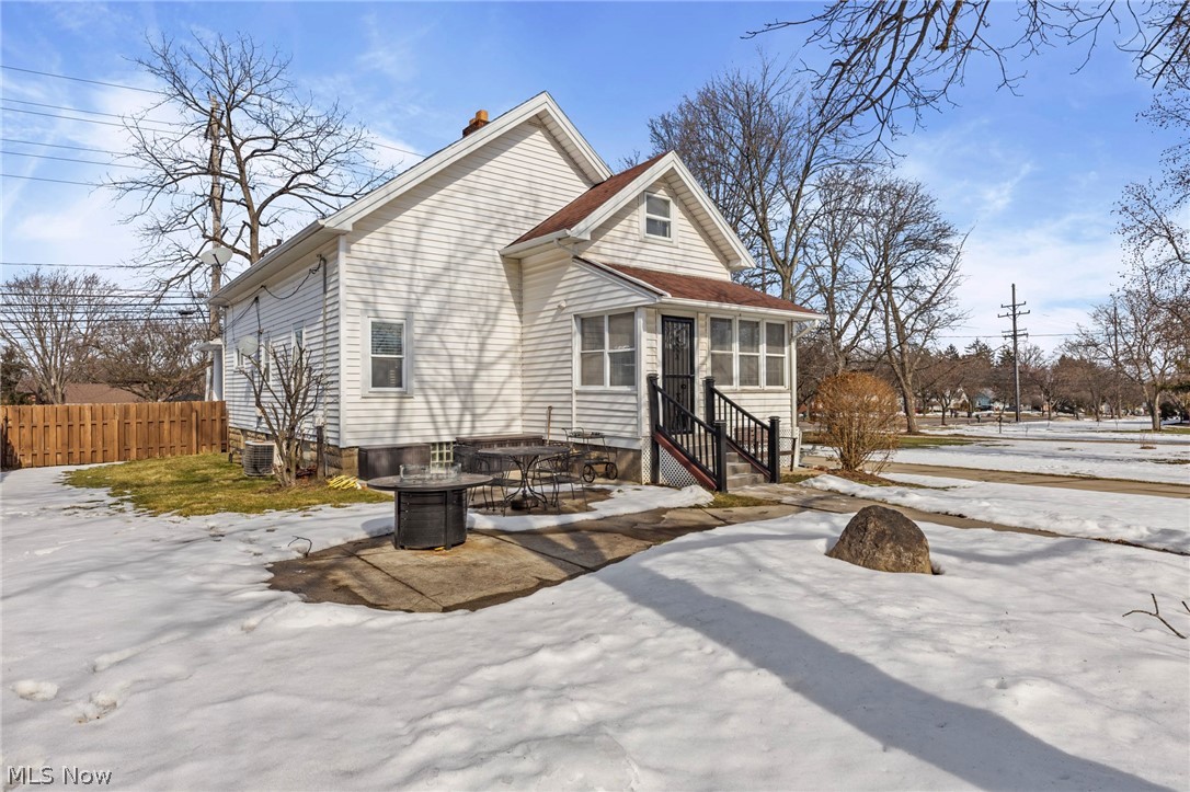 6312 E Pleasant Valley Road Independence OH 44131