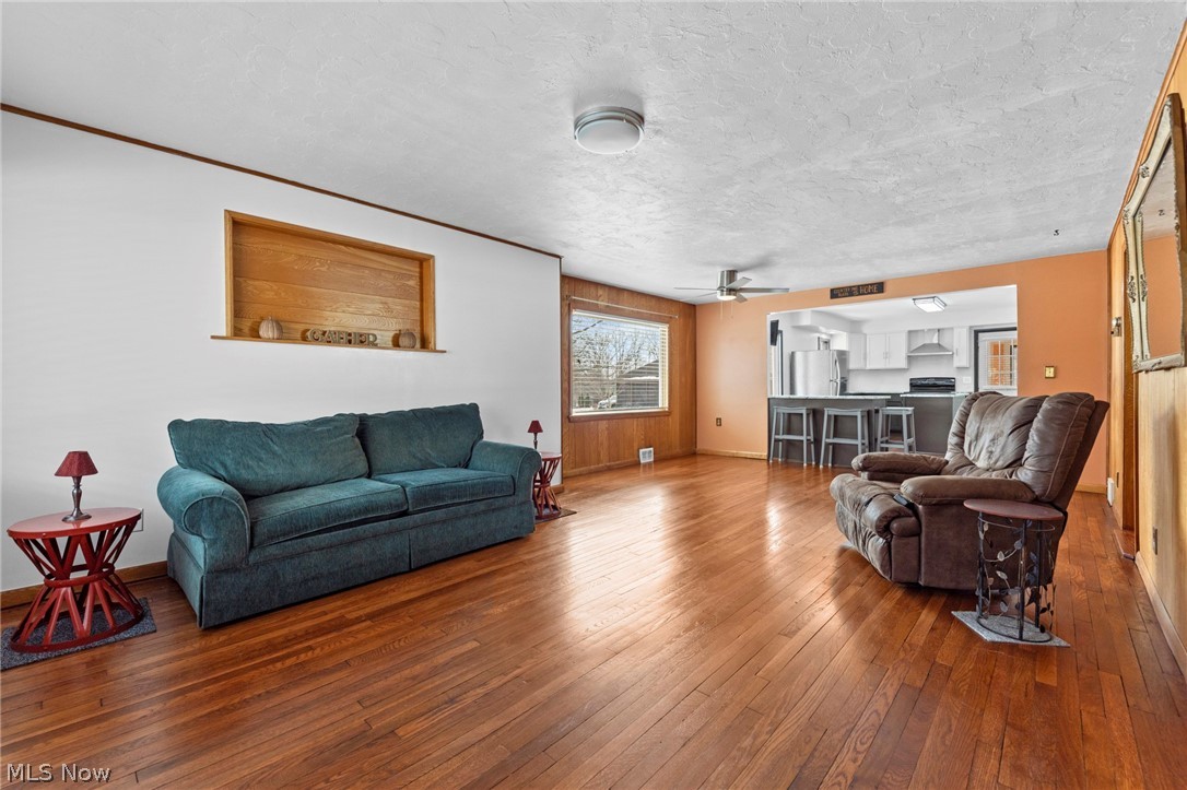 6312 E Pleasant Valley Road Independence OH 44131