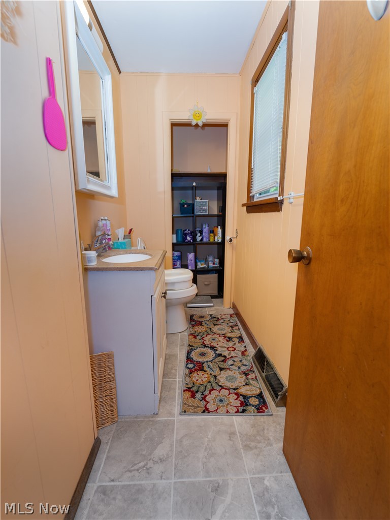887 State Route 534 NW Newton Falls OH 44444
