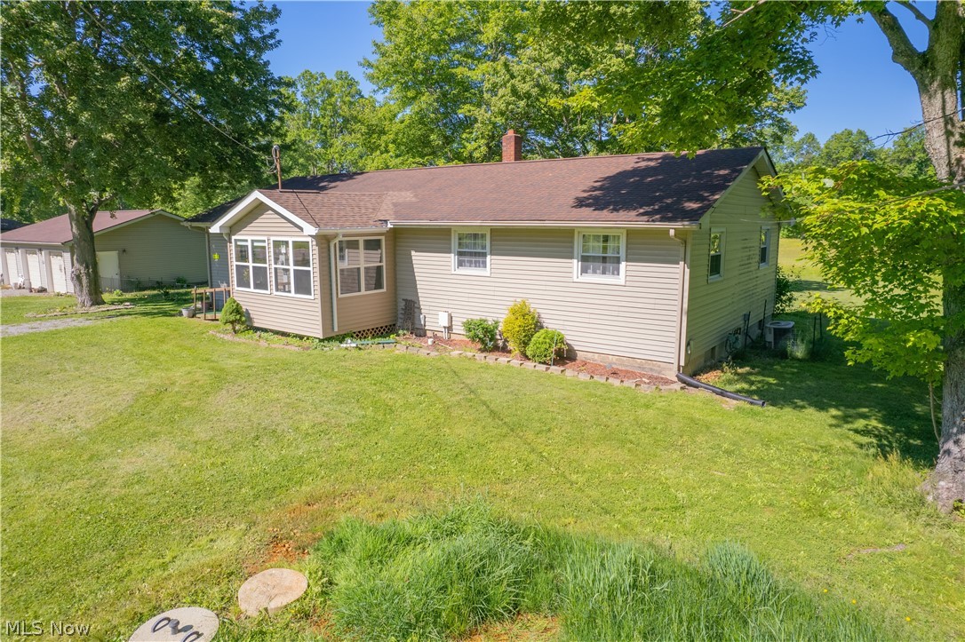 887 State Route 534 NW Newton Falls OH 44444