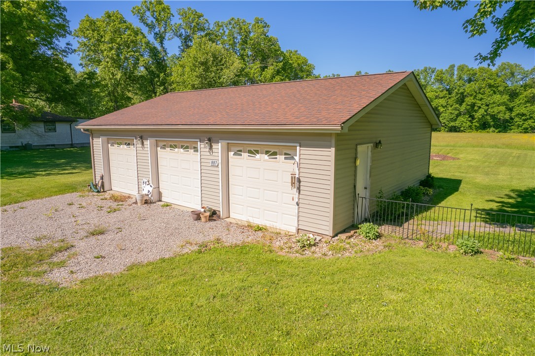 887 State Route 534 NW Newton Falls OH 44444