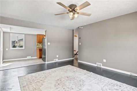 15800 Holland Road Brook Park OH 44142