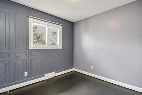 15800 Holland Road Brook Park OH 44142