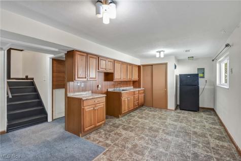 15800 Holland Road Brook Park OH 44142