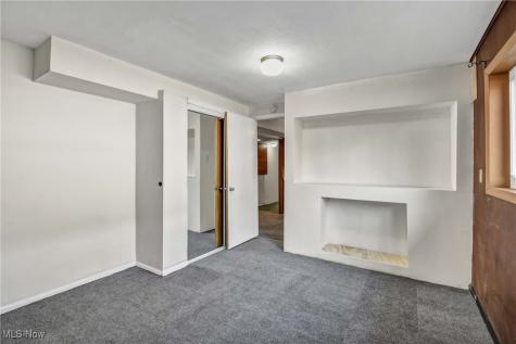 15800 Holland Road Brook Park OH 44142