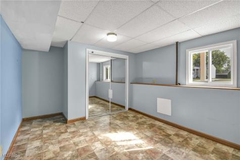 15800 Holland Road Brook Park OH 44142