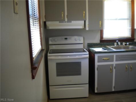 332 Lincoln Avenue Barberton OH 44203