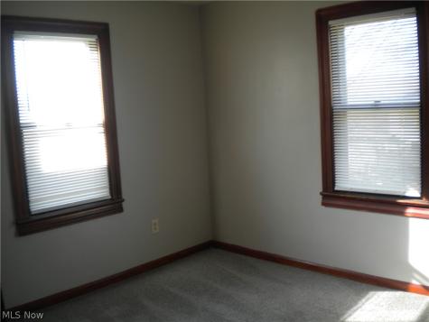 332 Lincoln Avenue Barberton OH 44203