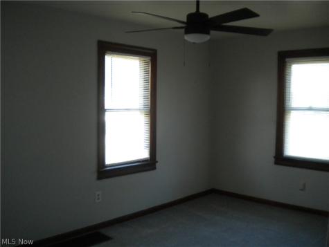 332 Lincoln Avenue Barberton OH 44203