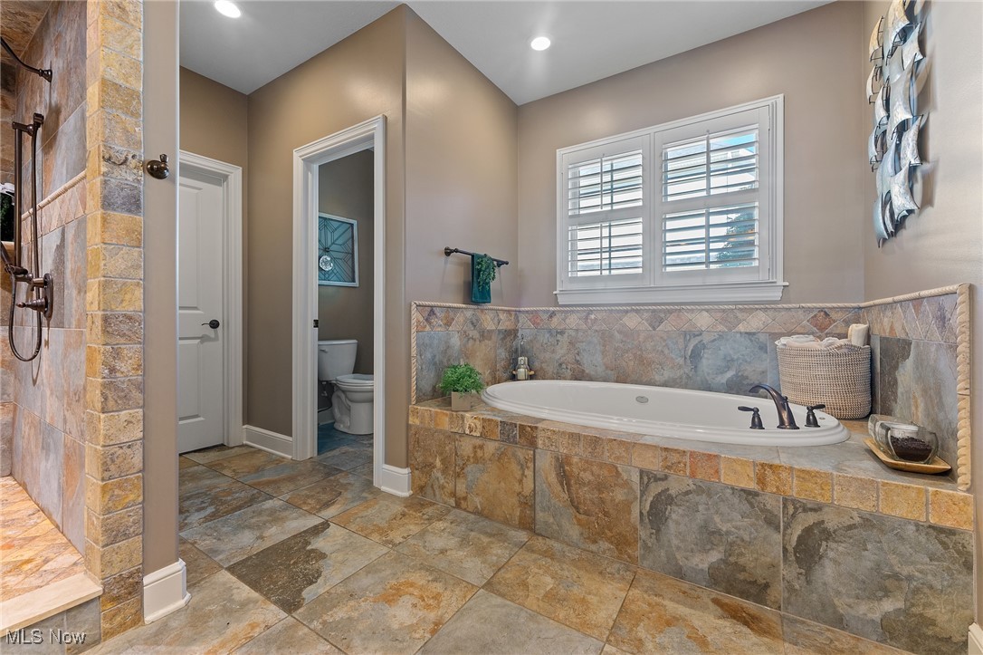 7245 Hanbury Close Canfield OH 44406