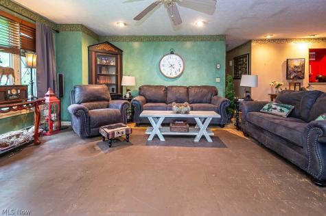 17404 Vermont Street Grafton OH 44044