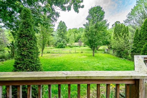 17404 Vermont Street Grafton OH 44044