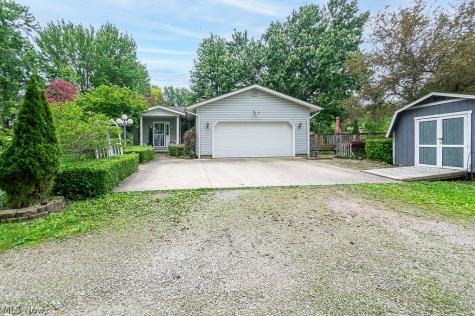 17404 Vermont Street Grafton OH 44044