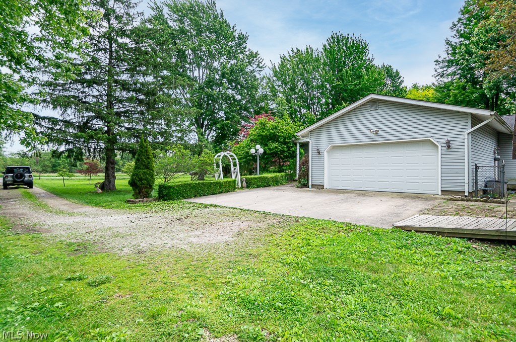 17404 Vermont Street Grafton OH 44044