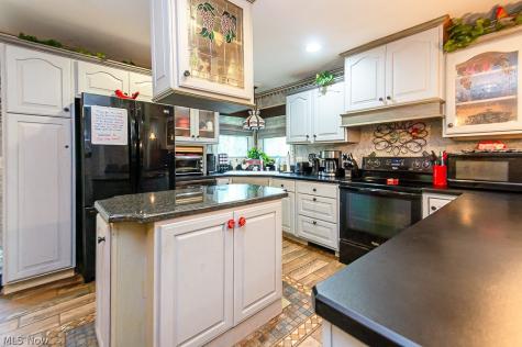 17404 Vermont Street Grafton OH 44044